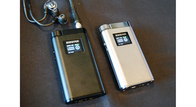 「KSE1500」（左）、「SHA900」（右）