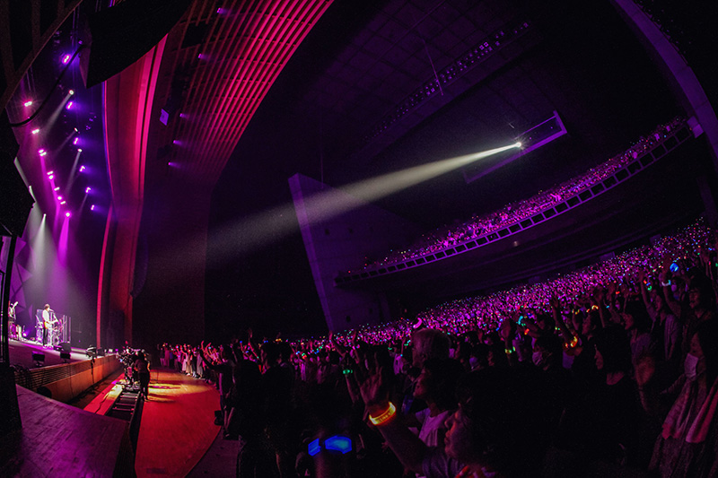 秦 基博、20公演を巡った全国ツアー完走！（東京国際フォーラムホールAで行われたツアーファイナルをレポート）