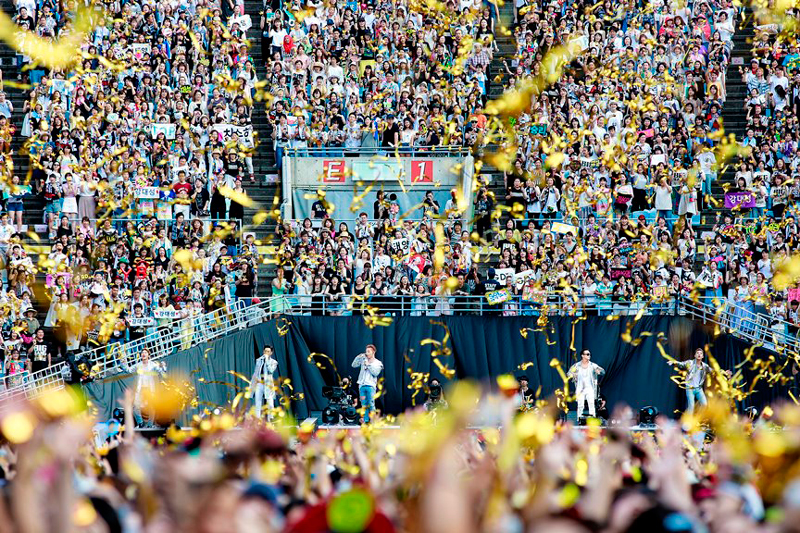 16万5,000人が熱狂。BIGBANG、デビュー10周年記念スタジアムライブ！