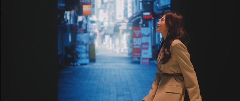 コブクロ、「卒業」新MUSIC VIDEOにTWICEのSANAが出演！