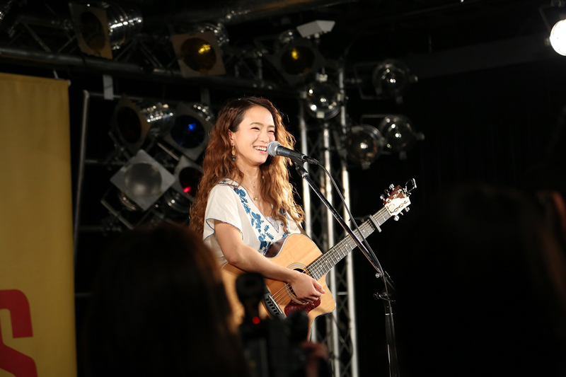 Leola、タワーレコード渋谷店B1F CUTUP STUDIOにて行ったSPECIAL LIVEが大盛況！
