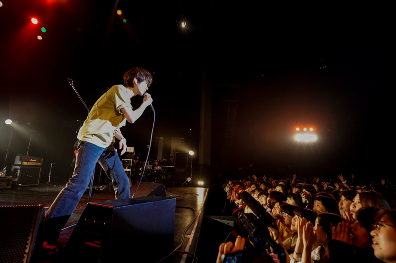 菅田将暉、主題歌を務めるドラマ『パーフェクトワールド』イベントにて話題の新曲「まちがいさがし」初歌唱！（2nd AL『LOVE』が7/10にリリース & 8月よりZeppツアーを開催決定）