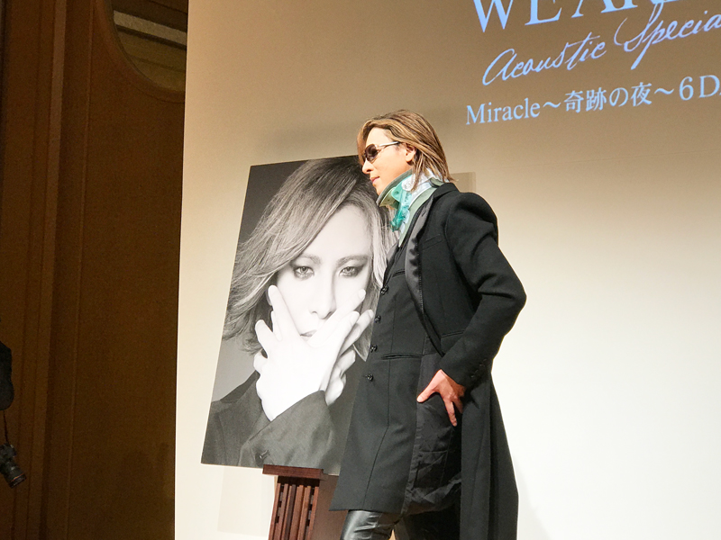 X JAPAN YOSHIKI、緊急記者会見で日本ツアーの詳細を明かす！