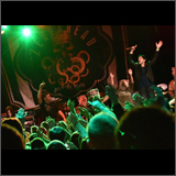 ゼブラヘッド × MAN WITH A MISSION、UK公演のライブレポートが到着