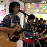 コアラモード．、桜木町にて「さくらぼっち」の発売イベントを実施