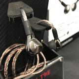 Astell&Kern、独ヘッドホンメーカーbeyerdynamicとの最新コラボ・インイヤーモニター「AK T9iE」をリリース！