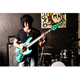 フェンダーミュージック、⽇野 “JINO” 賢⼆のこだわりを凝縮したシグネイチャーモデル「JINO JAZZ BASS」をリリース！