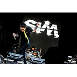 SiM、初出演となるイギリスDownload Festivalで1万人以上のオーディエンスを前に熱演、そしてソールドアウトのロンドンでのヘッドライン公演も熱狂の中終了！