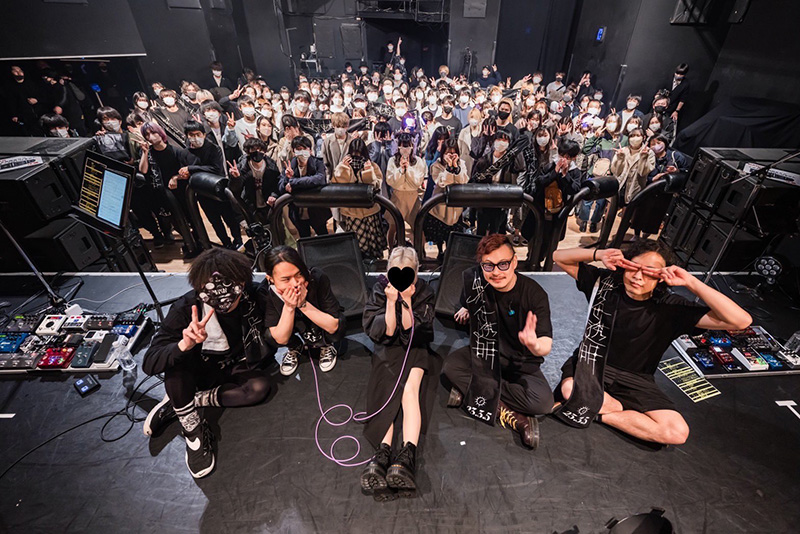 むﾄ、初のワンマンライブ“むﾄ 1st Oneman LIVE 「無色透明」”オフィシャルレポートが到着！