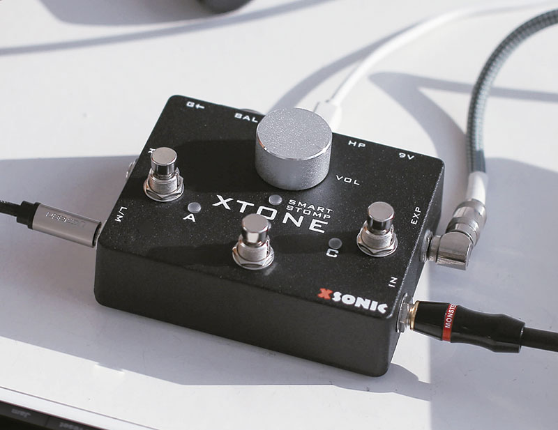 ペダル型オーディオインターフェイス 「XTONE」を宅録で試す！｜TuneGate.me