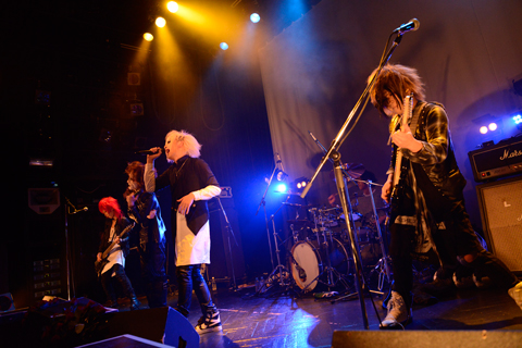 マキタスポーツpresents Fly or Die、レコ初ツアーの渋谷WWW公演をレポート