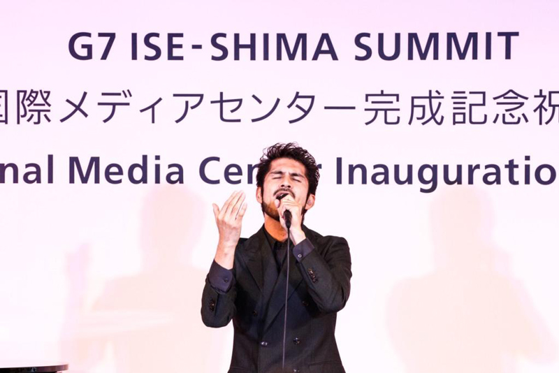 平井堅