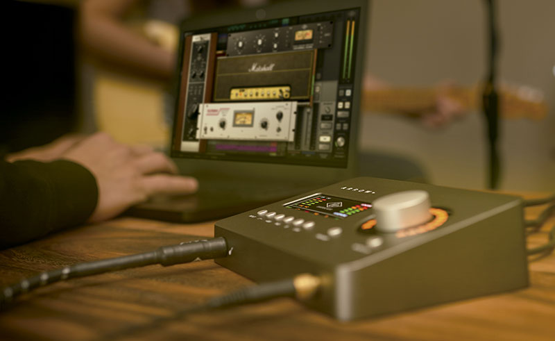 UADプラグインがかけ録りできる、ギタリストのためのオーディオ