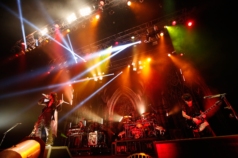「VAMPS LIVE 2015 -2016 JOINT 666」ZEPP TOKYOの模様