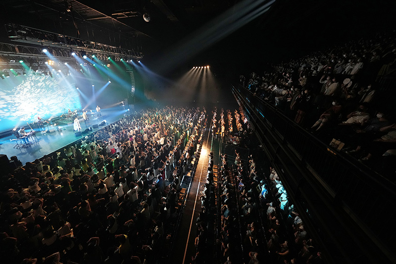 ヴォーカルデュオCHEMISTRYが、約3年半ぶりに開催するライブハウスツアーが9月3日(土)KT Zepp Yokohama（神奈川県）にて開幕した。