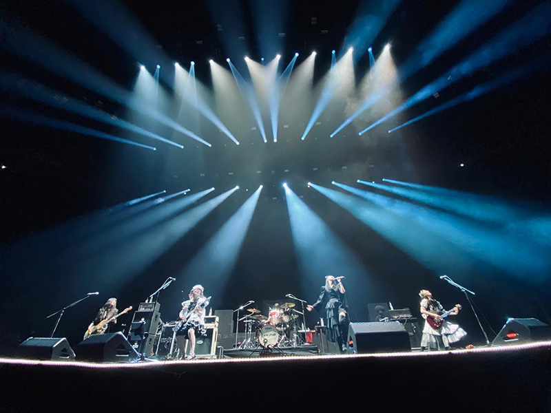 BAND-MAID、動員2万人超えの全米ツアー完走！『Guns N' Roses JAPAN TOUR』サポートアクトも大反響！