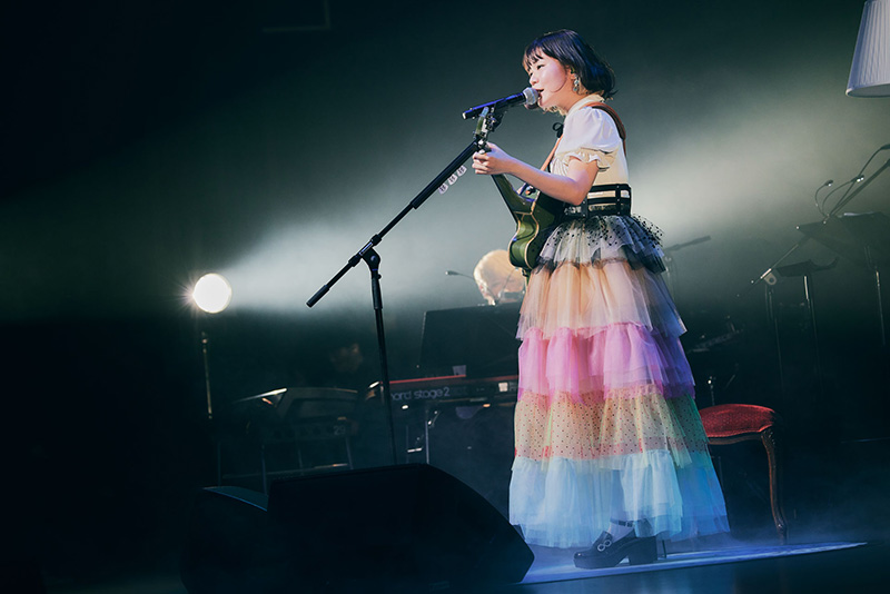 吉澤嘉代子、アイスクリームの日にワンマンライブ開催！（映画主題歌「氷菓子」を初披露）