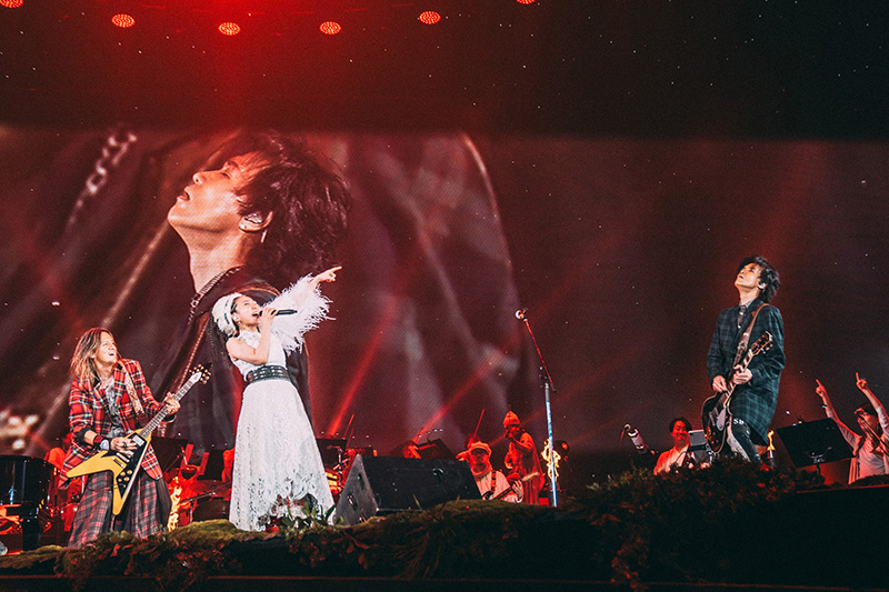MISIA、25周年記念の全国ツアー「星空のライヴ」仙台公演にRockon Social Clubのメンバーがサプライズ登場！