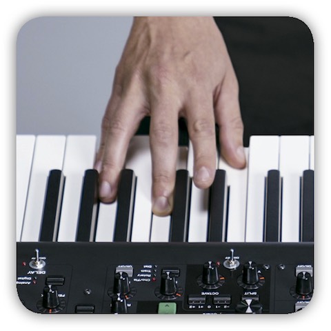 フィジカルな操作性と高音質を実現した まったく新しいデザインのステージピアノYAMAHA CP88／CP73