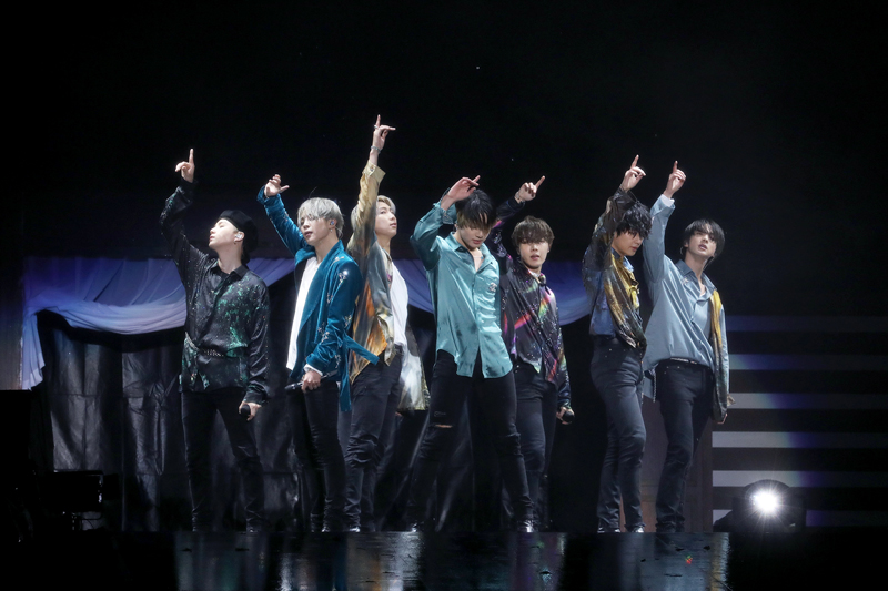 BTS、ファンミーティング『BTS JAPAN OFFICIAL FANMEETING VOL.5 [ MAGIC SHOP ]』 の最終公演が12月15日の京セラドーム大阪で開催！