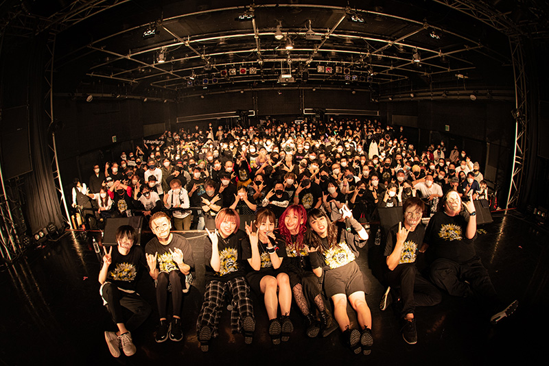 メタル系スクリーミングアイドル“Broken By The Scream” 「BLESS THE PERISH」TOUR FINAL＠新宿BALZEで唯一無二のヘヴィかつスピーディなバンド・サウンドで大熱狂の渦を巻き起こす！来年には海外公演と2年連続BBTS主催メタルの祭典「FEST OF EXTREME」開催発表！