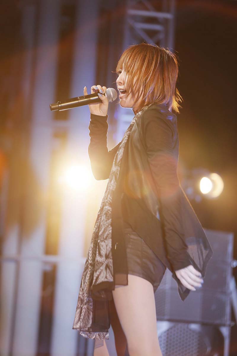 藍井エイル