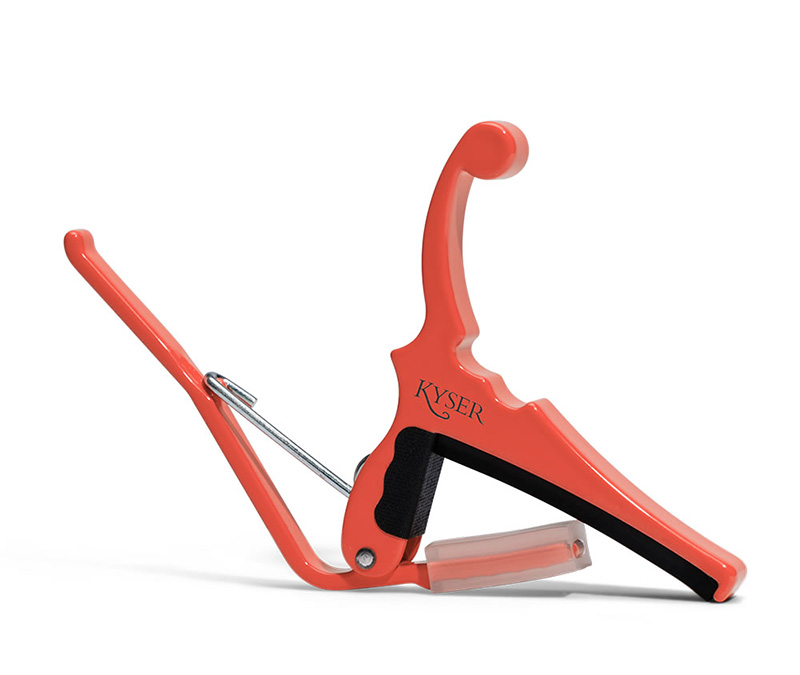 キョーリツコーポレーションからKyser「Kyser x Fender "Classic Color" Quick-Change Capo」の新色「KGEFFRA Fiesta Red」がリリースされた。