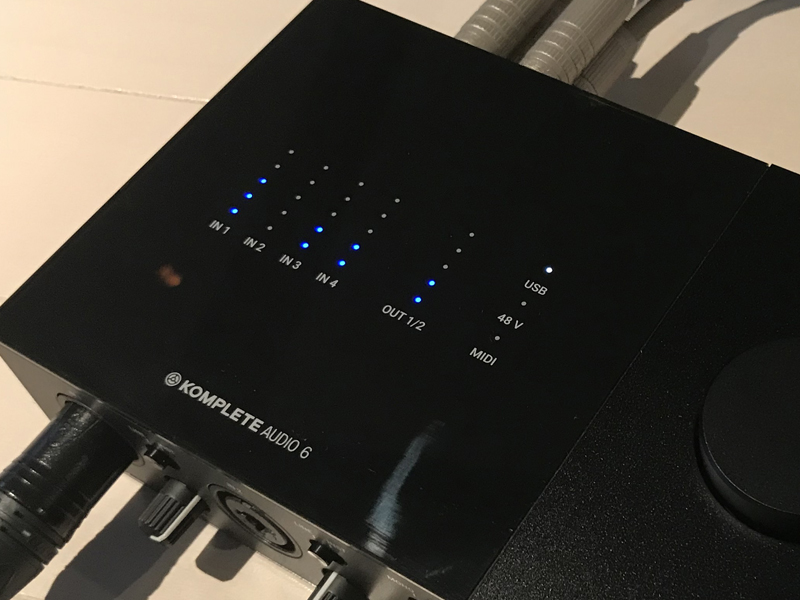【成龍】 KOMPLETE AUDIO 6 MK2 Native Instruments KOMPLETE AUDIO 6 MK2 Audio Interface 送料