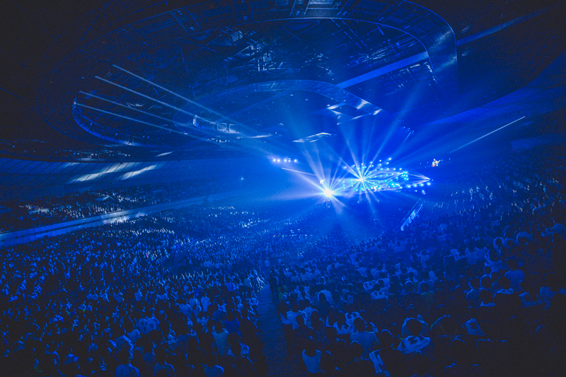 あいみょん、全国ツアー「AIMYON TOUR 2019 -SIXTH SENSE STORY-」より計2万6000人を動員した2019年のツアー最終公演、横浜アリーナ2Daysを大盛況の中終演！