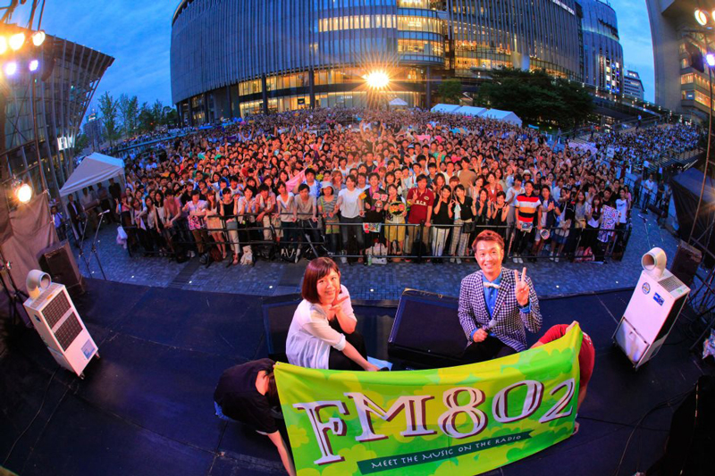 絢香、地元大阪では “初” となる「FM802 meets 絢香 10th Anniversary Premium Free Live」を開催！