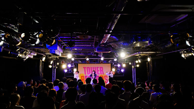Jewel、改名後初のシングル「前へ」のリリースを記念して発売日にタワーレコード渋谷 B1F「CUTUP STUDIO」にてライブを開催！