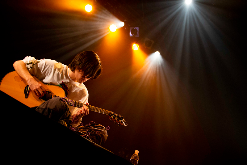 MOROHA、「MOROHA lV RELEASE TOUR 単独」ツアーファイナルの