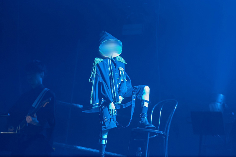 Knight A - 騎士A – 新たな表現の扉を開いた 自身初のツアー ファイナル公演となる『Knight A - 騎士A - LIVE TOUR FINAL “『A』BYSS - 深淵 ” 』をレポート