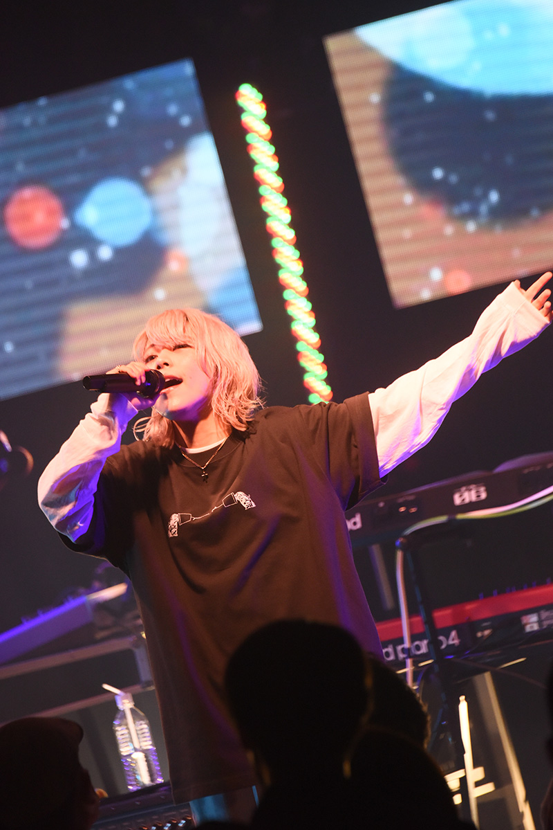 ロザリーナ、5月29日に東京・Veats SHIBUYAでワンマンライブ「ロザリーナ ONEMAN LIVE 2021」を開催！