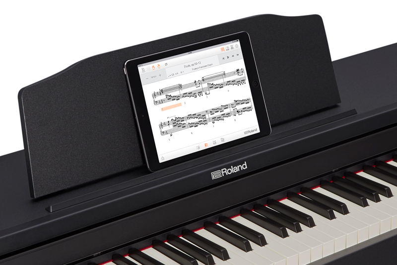 ローランド、家庭用デジタルピアノ「RP102」をリリース！（アプリとの連携で多彩な機能が使いやすく、日々の練習を楽しくサポート）