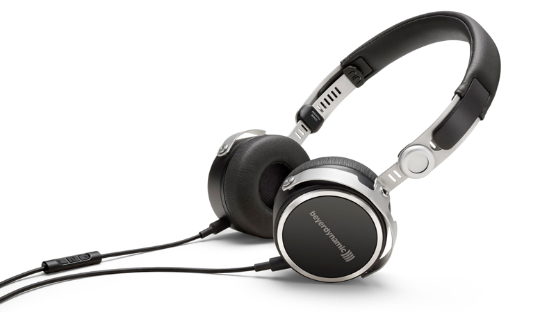 Aventho wired BK(ブラック)