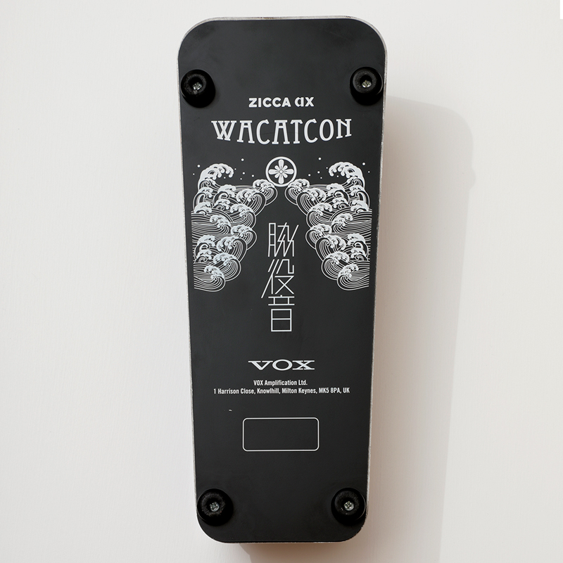 Charこだわりのカスタム・ワウ・モデル「VOX WACATCON」がZICCA より発売！