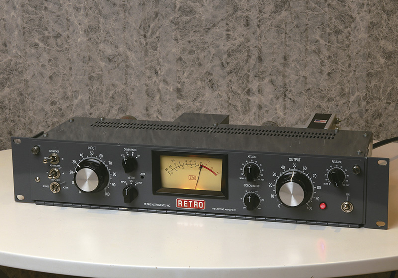 【エンジニア飛澤正人氏がレビュー】レトロ・インストゥルメンツRetro 176｜TuneGate.me