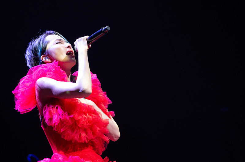 中島美嘉　ツアー　フィギュア mika13-600x900.jpg